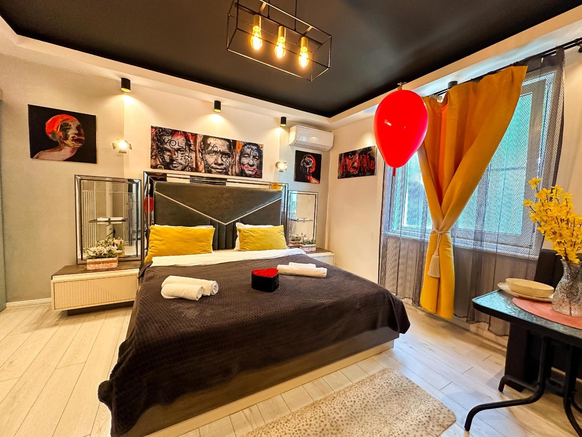 The Fame - Modern Studio In Top Location & Parking Крайова Екстериор снимка
